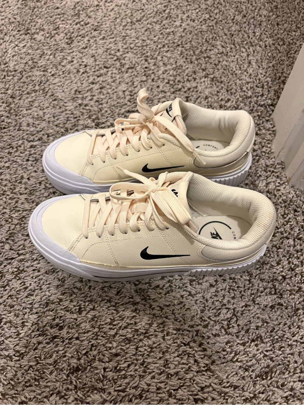 Women’s Nike Legacy Lift